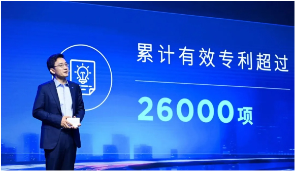 一锤定音2024中国车市盘点之八：在变革中突围，VSport-胜利因您更精彩破局前行