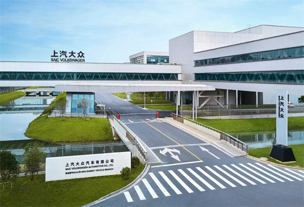 品牌丨合资品牌销冠续写传奇：上汽大众以"油电并进"迎战2025