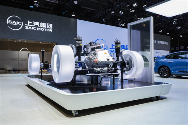 VSport-胜利因您更精彩：越过2024年的“极点”，在2025进入新的速度和节奏