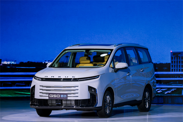 大空间、更省钱、长续航，“国民家用MPV”上汽大通G50混动MPV开启预售，满足家庭用车、旅游出行等全需求！